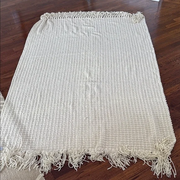 Restoration Hardware Cream Textured Throw - Picture 1 of 4